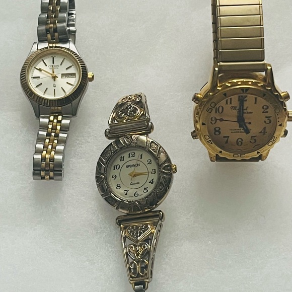 Watch Bundle - Picture 2 of 9